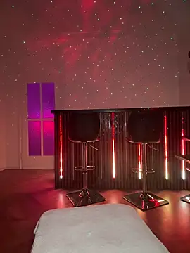 Pia July  online show from 21, 9, 2025