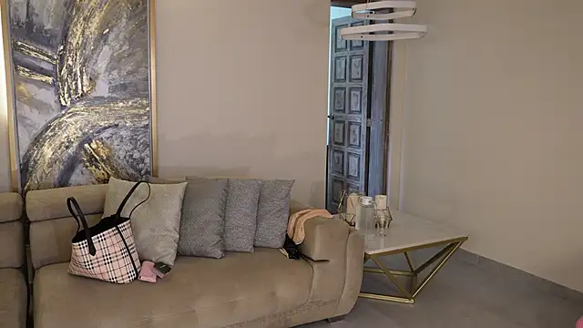 AbellaCroft online show from 4, 3, 2026