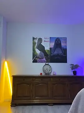 Cute-Alice online show from 6, 3, 2025