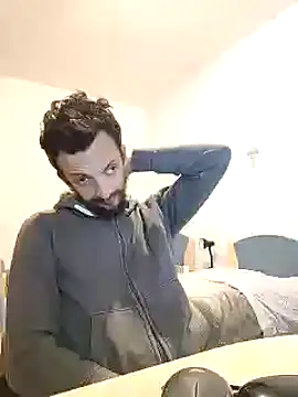 Snapshot of Lore93s chatting on 1, 3, 2025 Lore93s online show from 1, 3, 2025