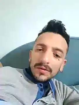 Snapshot of Lore93s chatting on 27, 12, 2024 Lore93s online show from 27, 12, 2024