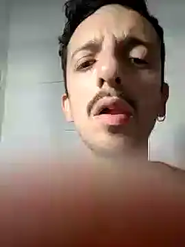 Snapshot of Lore93s chatting on 4, 12, 2024 Lore93s online show from 4, 12, 2024