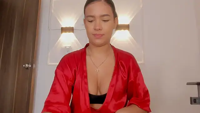 Hanna Risso online show from 10, 4, 2026