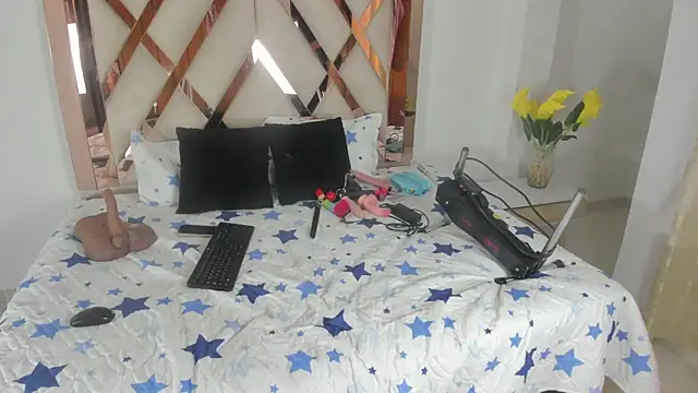 elena mature online show from 11, 2, 2026