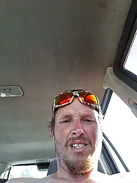 Snapshot of bushhogger8371 chatting on 25, 6, 2026 bushhogger8371 online show from 25, 6, 2026