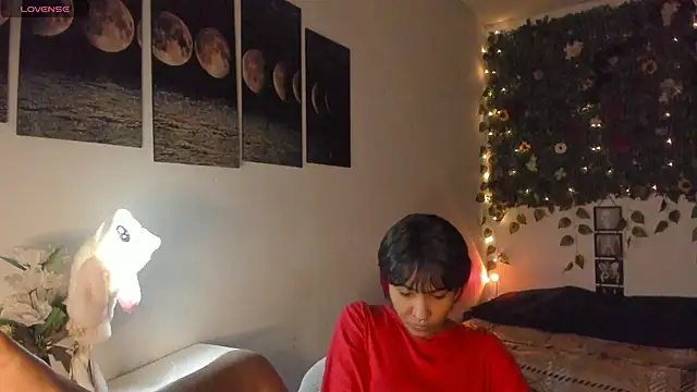 Mary Rosse1 online show from 1, 12, 2025