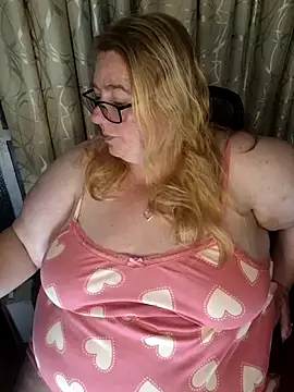 Snapshot of Iceprincess2bad4u chatting on 17, 1, 2026 Iceprincess2bad4u online show from 17, 1, 2026