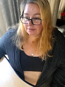 Iceprincess2bad4u online show from 2, 11, 2025