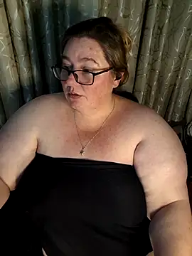 Snapshot of Iceprincess2bad4u chatting on 24, 5, 2026 Iceprincess2bad4u online show from 24, 5, 2026