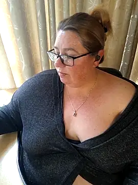 Snapshot of Iceprincess2bad4u chatting on 28, 2, 2026 Iceprincess2bad4u online show from 28, 2, 2026