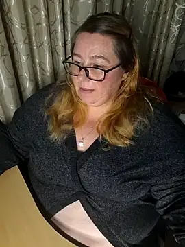 Iceprincess2bad4u online show from 28, 11, 2025