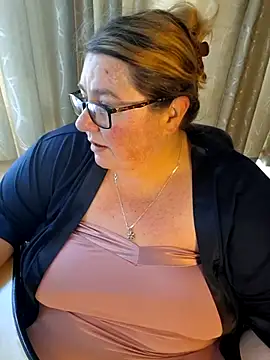 Snapshot of Iceprincess2bad4u chatting on 23, 5, 2026 Iceprincess2bad4u online show from 23, 5, 2026