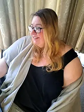 Snapshot of Iceprincess2bad4u chatting on 20, 6, 2026 Iceprincess2bad4u online show from 20, 6, 2026
