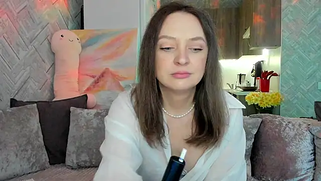 EvaBarsa  online show from 4, 4, 2026