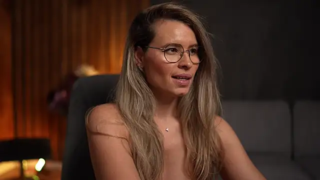 BrandyWhite online show from 7, 3, 2025