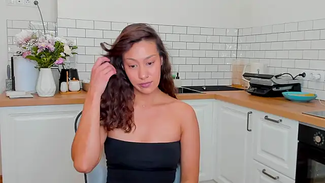 Snapshot of FieryHeart chatting on 11, 9, 2025 FieryHeart online show from 11, 9, 2025