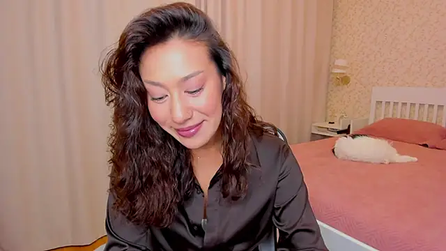 Snapshot of FieryHeart chatting on 10, 10, 2025 FieryHeart online show from 10, 10, 2025