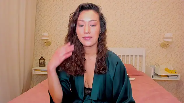 Snapshot of FieryHeart chatting on 28, 11, 2025 FieryHeart online show from 28, 11, 2025