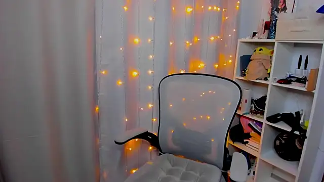 Snapshot of FieryHeart chatting on 25, 6, 2026 FieryHeart online show from 25, 6, 2026