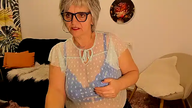 Milf-Ella online show from 24, 2, 2026