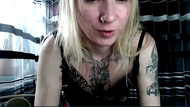 cold lollipop online show from 23, 9, 2025