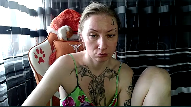 Snapshot of cold_lollipop chatting on 14, 3, 2026 cold lollipop online show from 14, 3, 2026