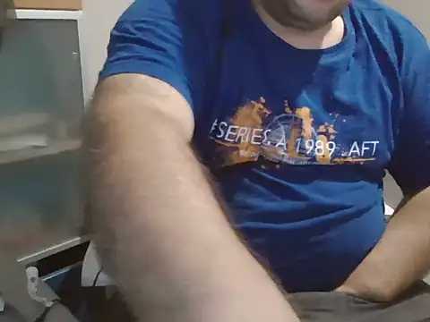 Snapshot of iron_boy80 chatting on 21, 9, 2025 iron boy80 online show from 21, 9, 2025