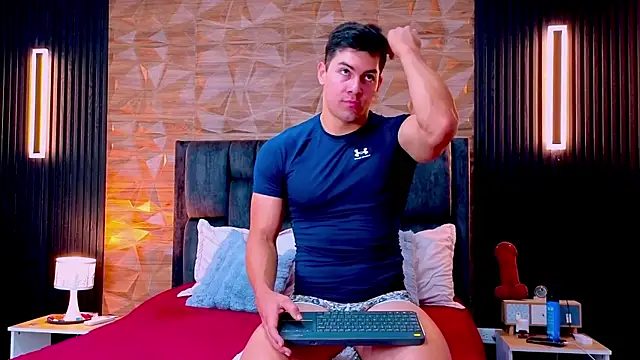 FelipeAndMarcello3 online show from 19, 5, 2026