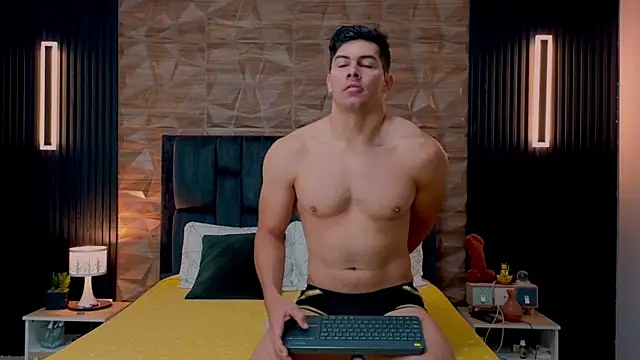 FelipeAndMarcello3 online show from 17, 9, 2025