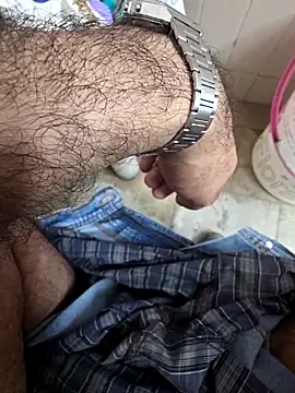 Snapshot of mayavi_baba chatting on 1, 10, 2025 mayavi baba online show from 1, 10, 2025