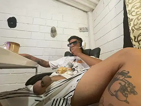 Max TheHorseDick online show from 22, 7, 2026