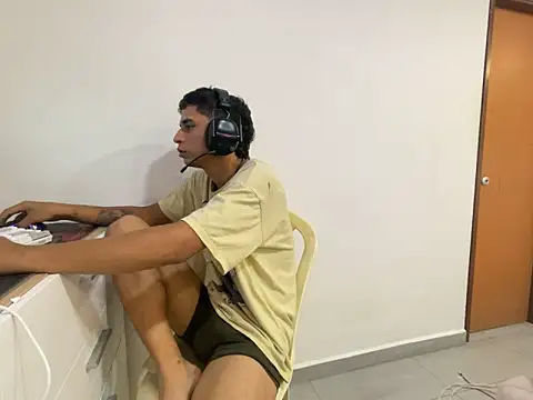 Max TheHorseDick online show from 4, 5, 2026