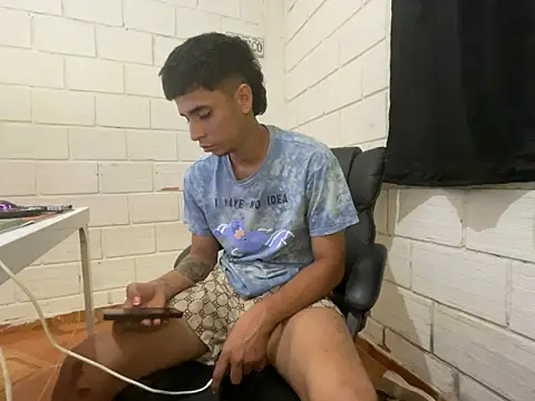 Max TheHorseDick online show from 17, 5, 2026