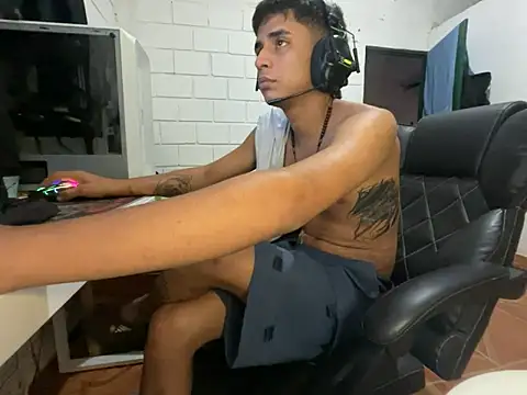 Max TheHorseDick online show from 23, 4, 2026