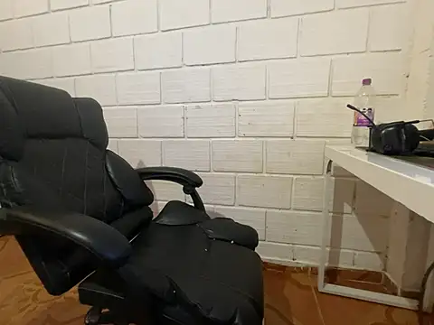 Max TheHorseDick online show from 11, 3, 2026