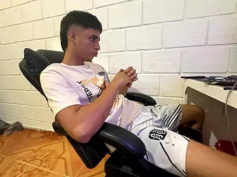 Max TheHorseDick online show from 12, 1, 2026