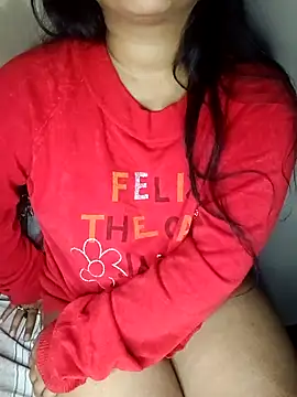 Sweet-Berry online show from 5, 2, 2025