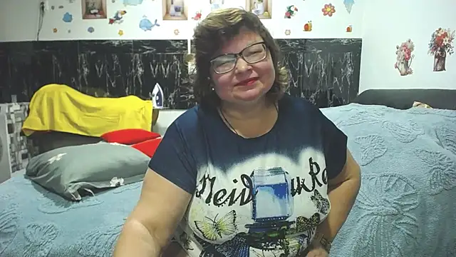 SweetMommaX online show from 5, 2, 2026