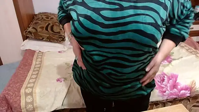 SweetMommaX online show from 17, 2, 2025