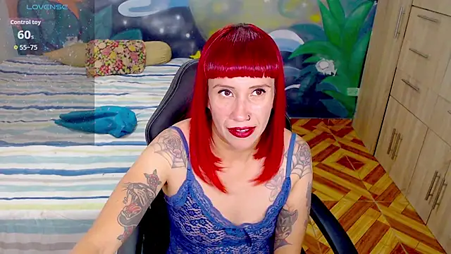 Eimy lorens online show from 7, 5, 2026