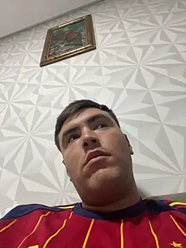 Snapshot of urielpereira chatting on 10, 6, 2026 urielpereira online show from 10, 6, 2026