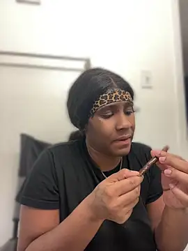 Foreignthababyy online show from 15, 4, 2026