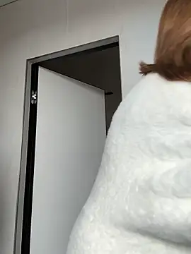 Snapshot of -AngelAri- chatting on 21, 3, 2025 -AngelAri- online show from 21, 3, 2025