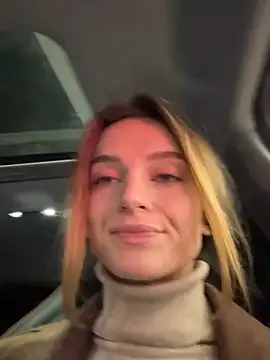 Snapshot of -AngelAri- chatting on 28, 9, 2025 -AngelAri- online show from 28, 9, 2025