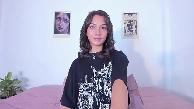 Snapshot of Moonlight1002 chatting on 12, 2, 2026 Moonlight1002 online show from 12, 2, 2026