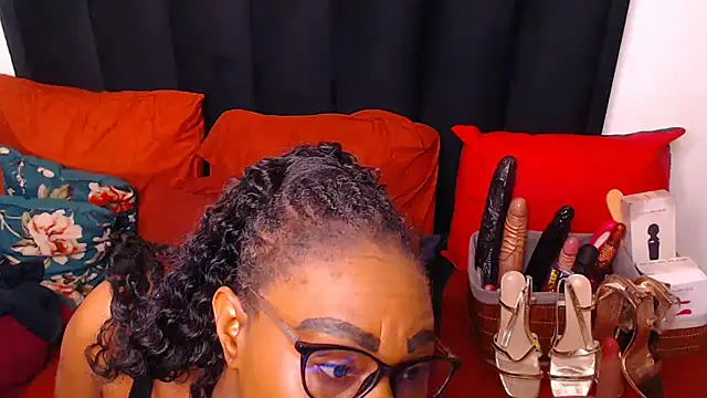 sexybootylicious online show from 28, 9, 2025