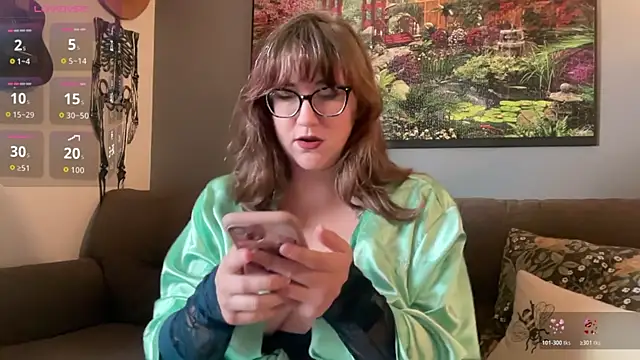 kurvy kitten xo online show from 2, 12, 2025