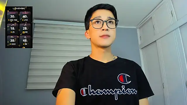 tom Howard online show from 9, 9, 2025