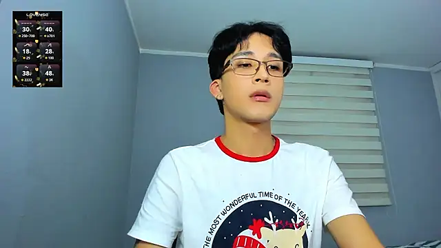 Snapshot of tom_Howard chatting on 18, 1, 2026 tom Howard online show from 18, 1, 2026