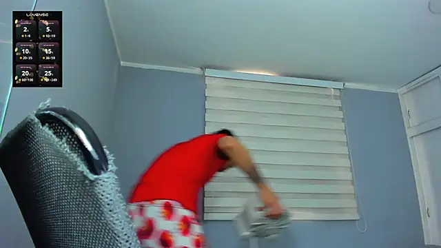 tom Howard online show from 4, 11, 2025